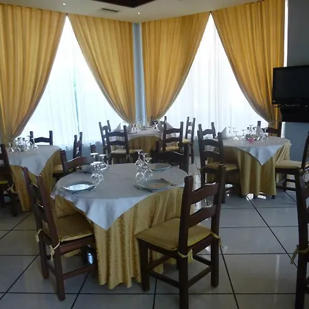 Pavaresia Hotel 4*