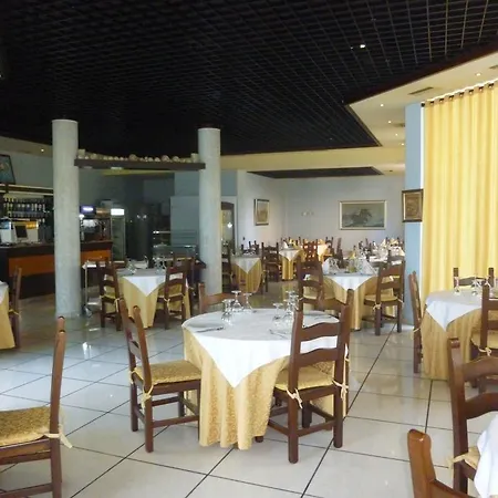 Pavaresia Hotel 4*