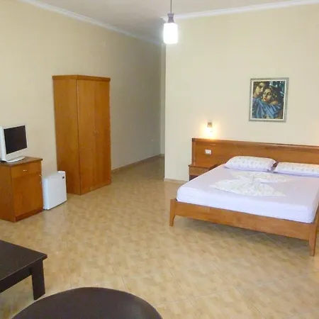 Pavaresia Hotel 4*
