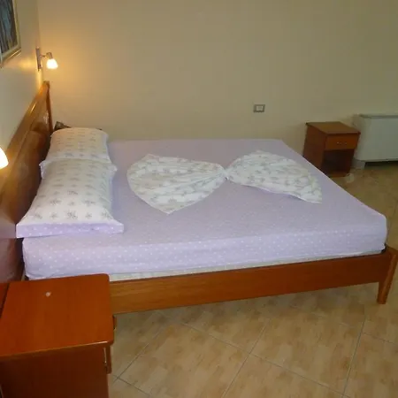 Pavaresia Hotel