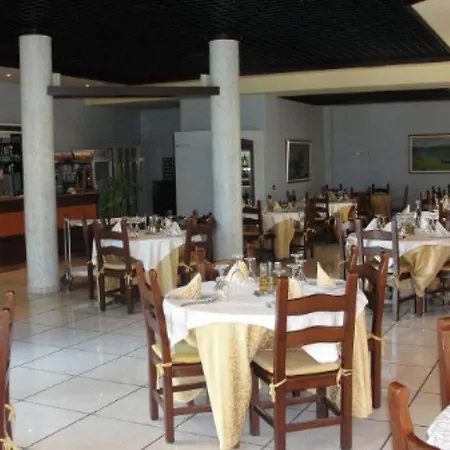 Hotel Pavaresia Vlore