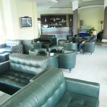 Hotel Pavaresia 4*