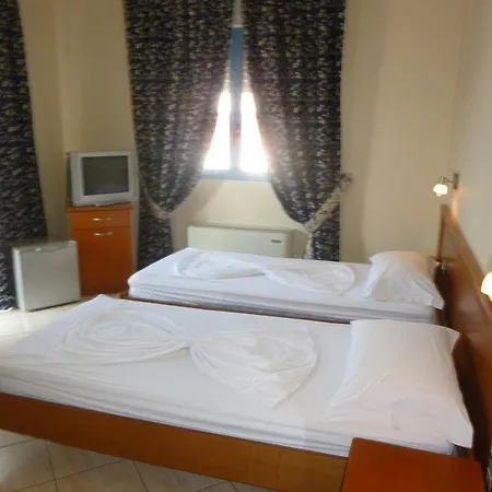 Hotel Pavaresia 4*