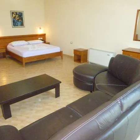 Pavaresia Hotel Vlore